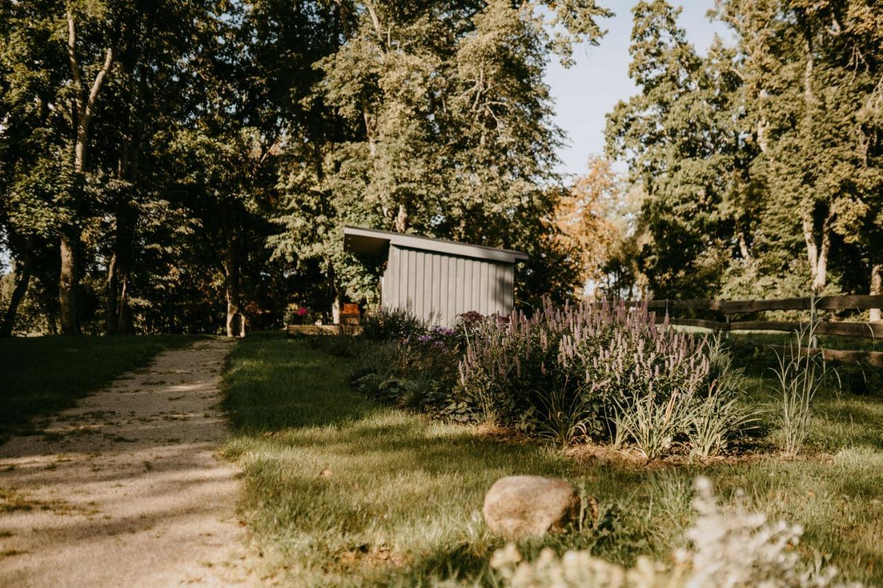 Dundurini Hotel Talsi Exterior photo
